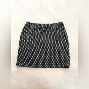 Loft skirt (stretchy and no zipper)